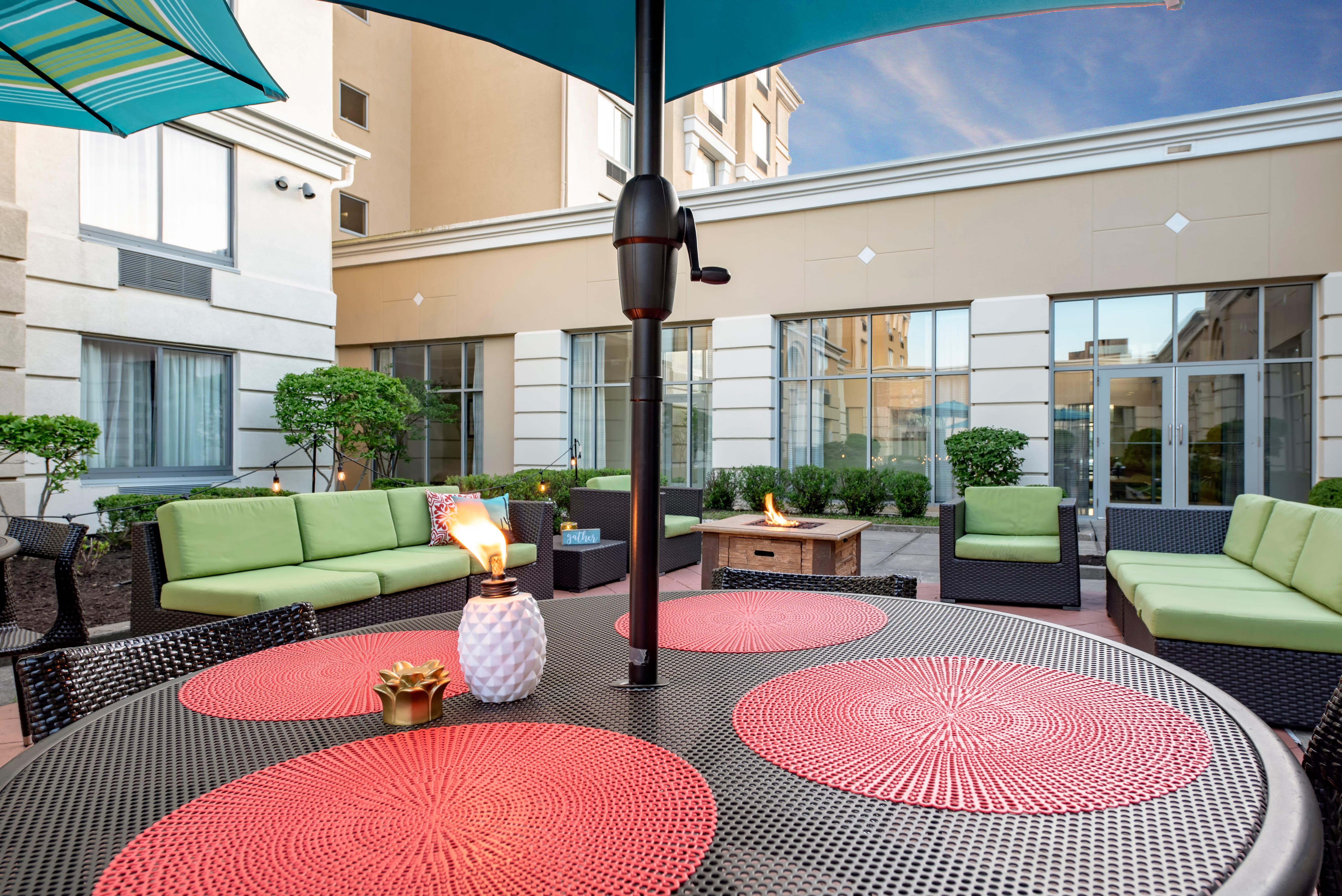 Holiday Inn Indianapolis North-Carmel By Ihg Exterior photo