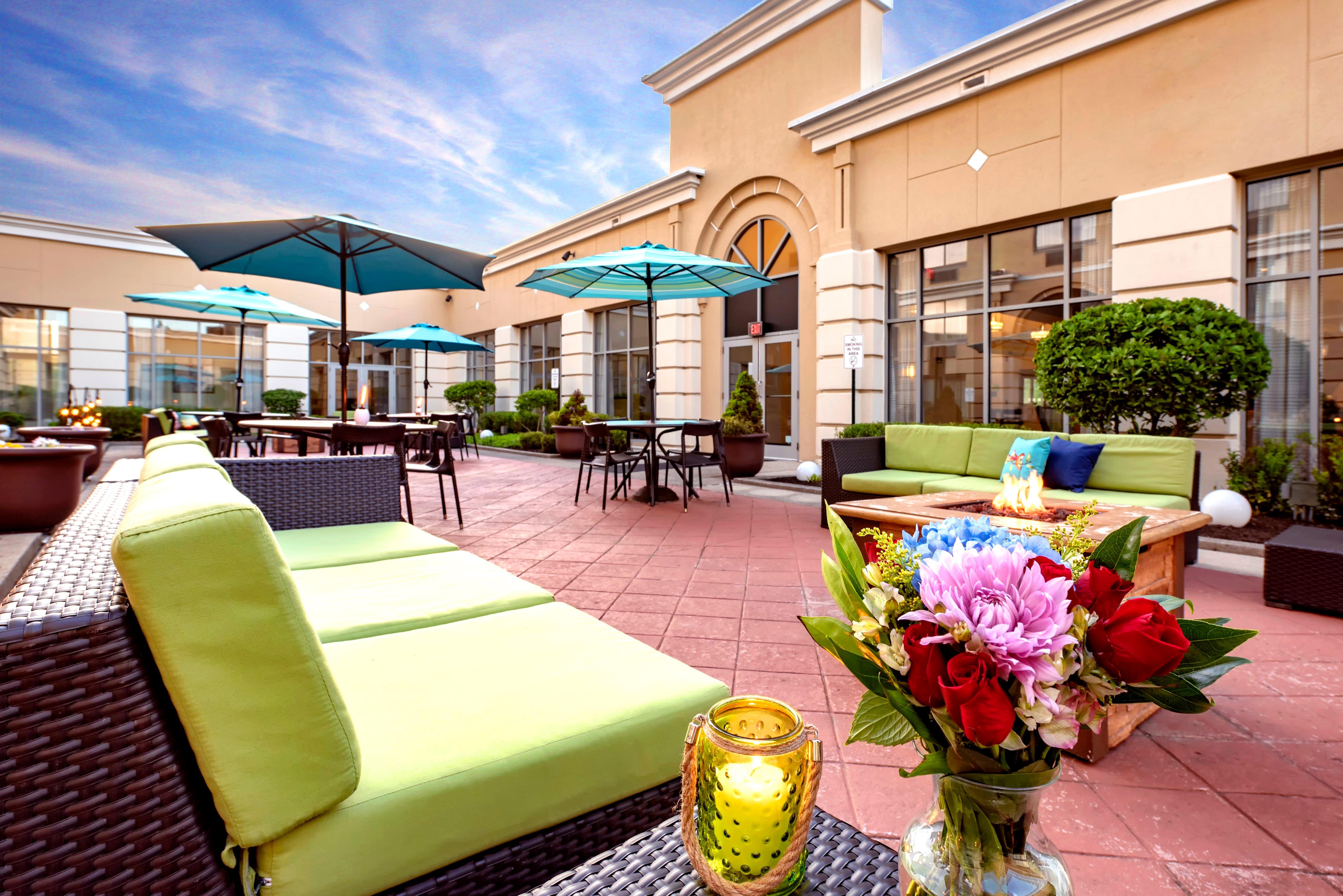 Holiday Inn Indianapolis North-Carmel By Ihg Exterior photo