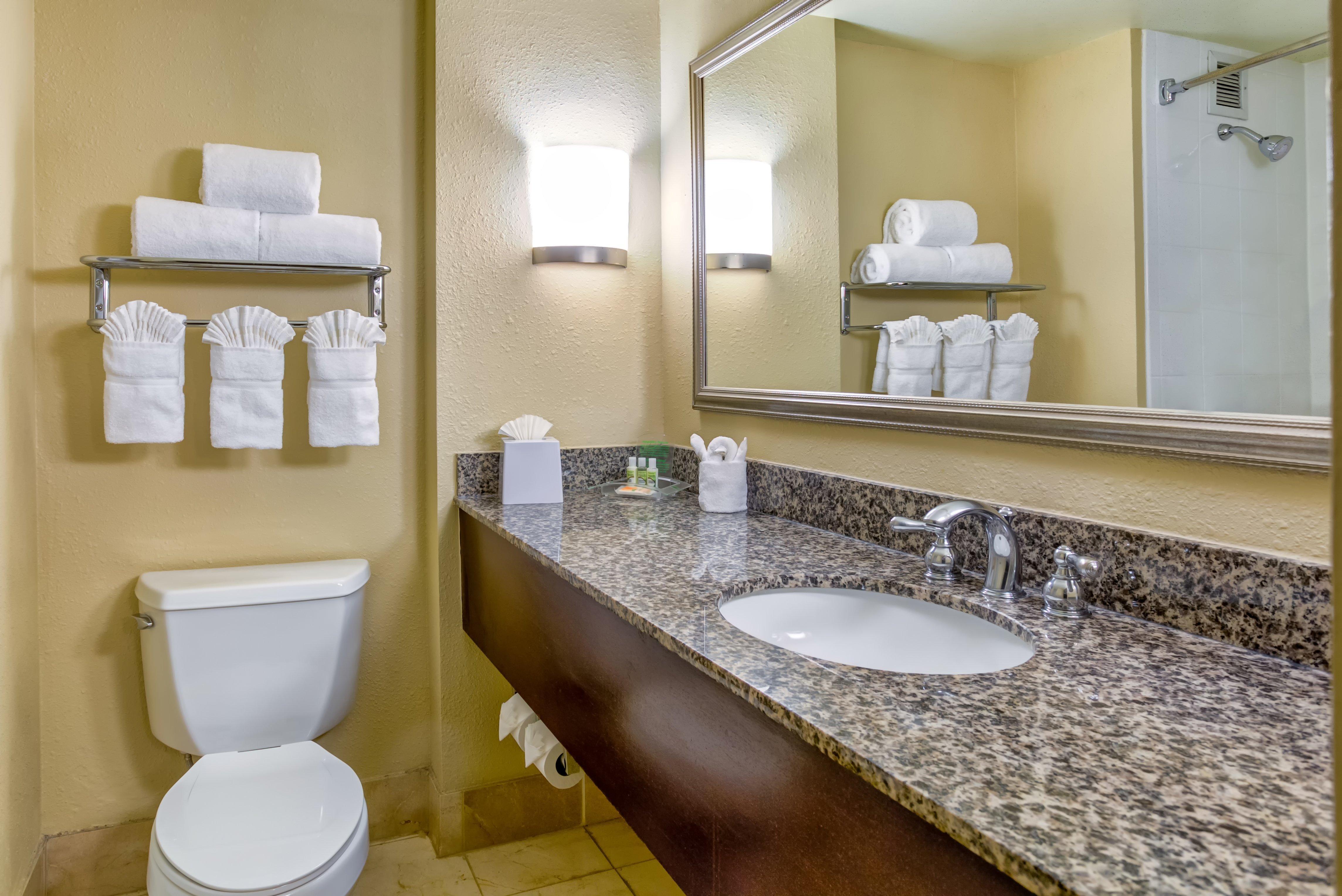 Holiday Inn Indianapolis North-Carmel By Ihg Exterior photo