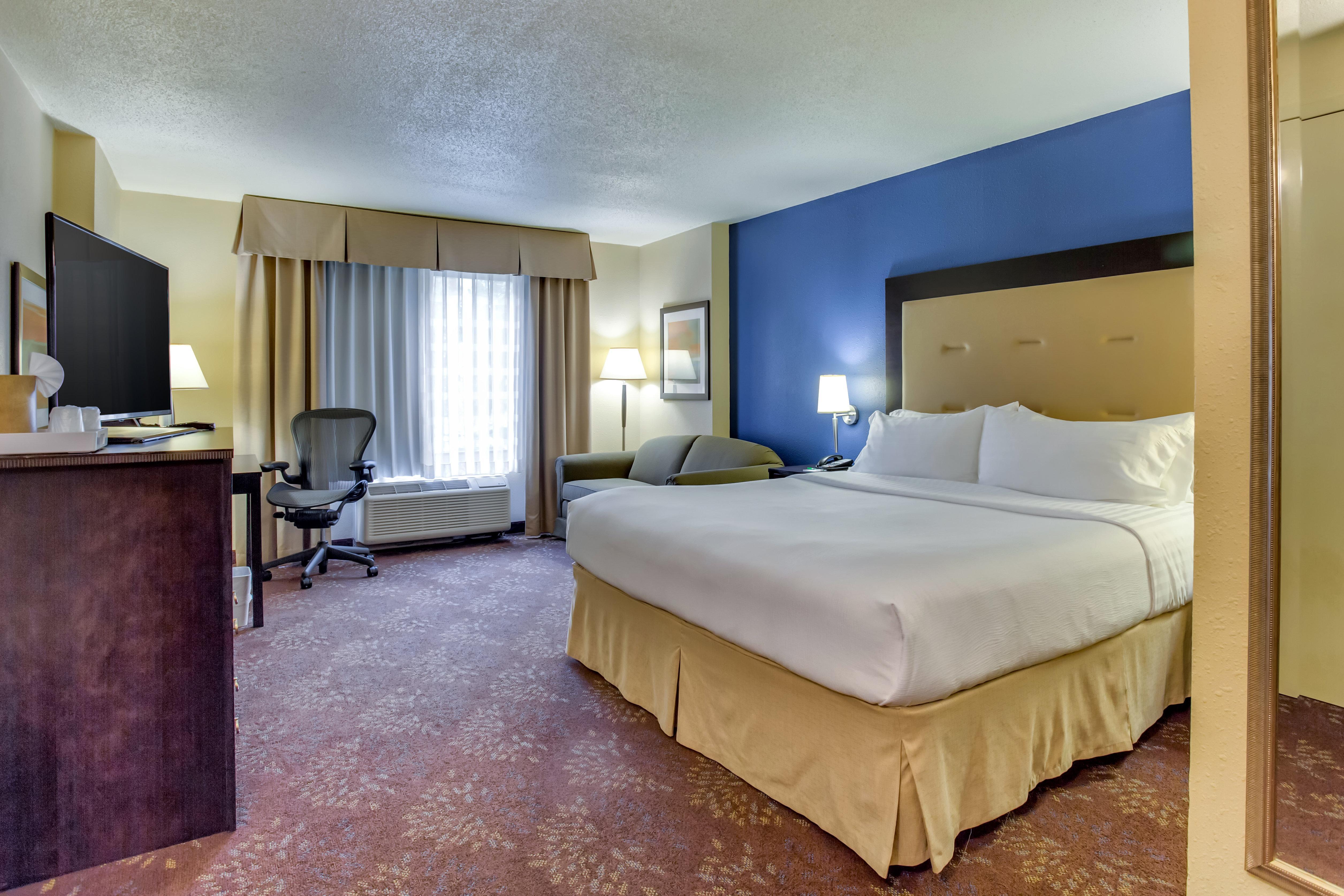 Holiday Inn Indianapolis North-Carmel By Ihg Exterior photo